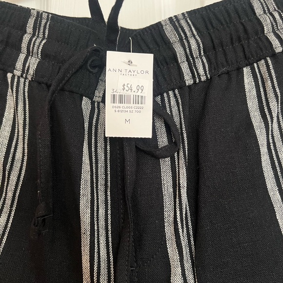 Black and white stripe linen wide leg pants -brand new. - Picture 2 of 4